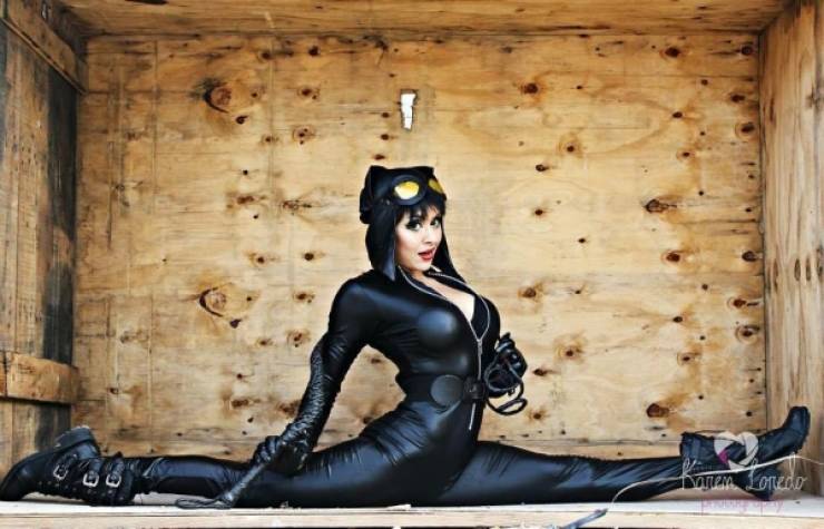 Cosplay? No, Sexy Cosplay!