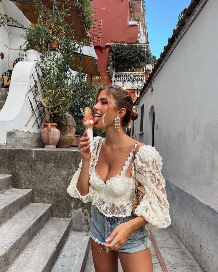 grownup corner 60 pics 3.html - 60 HD Photos | Premium Gallery 2022