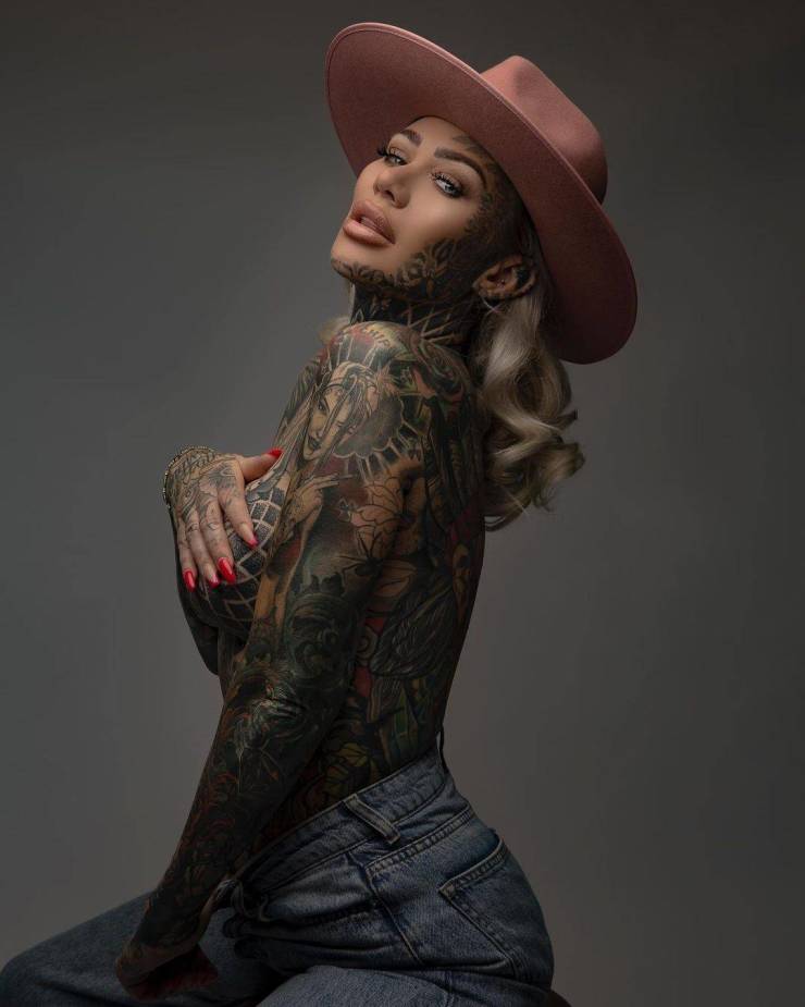 World’s Most Tattooed Vagina