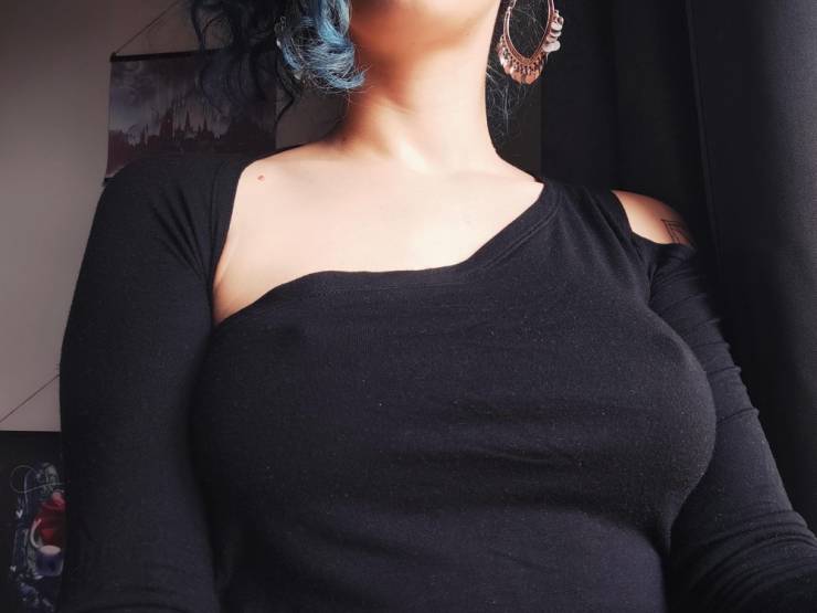 bras are not allowed here 50 pics 2.html - 50 HD Photos | Premium Gallery 2022