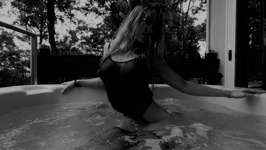 hips n booties 32 gifs 3.html - 1 HD GIF | Premium Gallery 2022