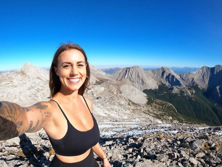 Beautiful Landscapes & Beautiful Girls