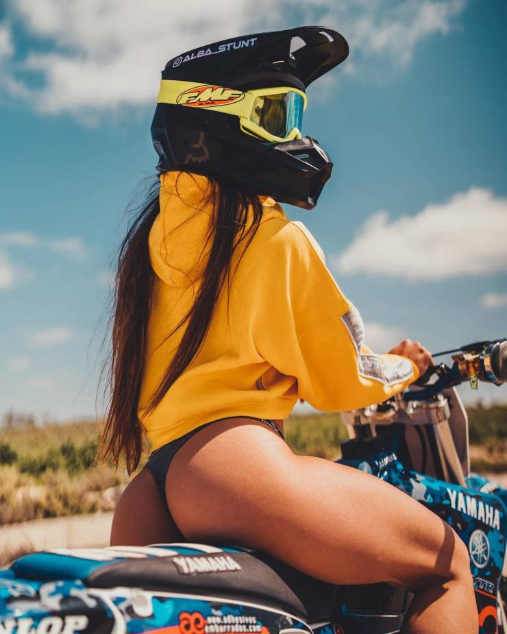 Sexy Automotive Goodness!