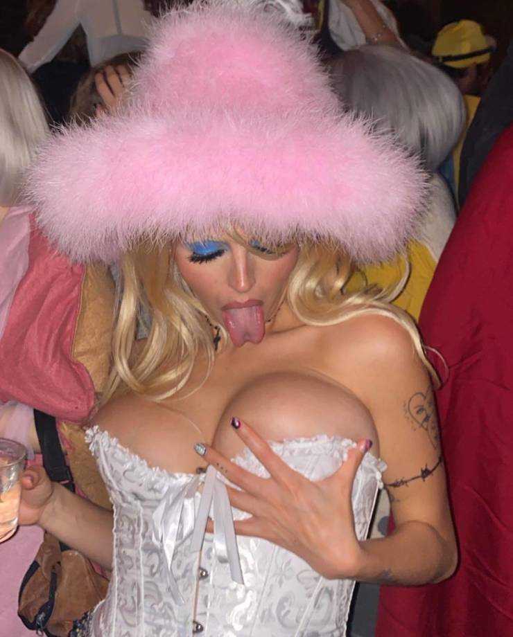 grownup corner 60 pics 20.html - 60 HD Photos | Premium Gallery 2022