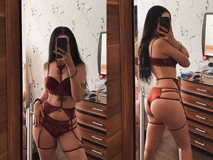 Girls In Sexy Lingerie