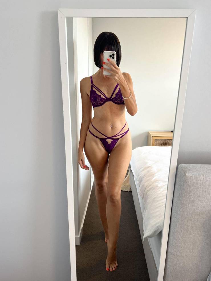 Girls In Sexy Lingerie