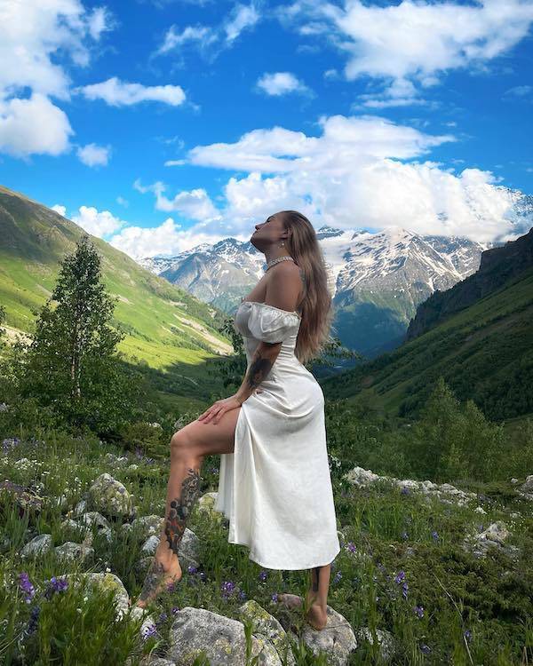 Brutally Beautiful UFC Women