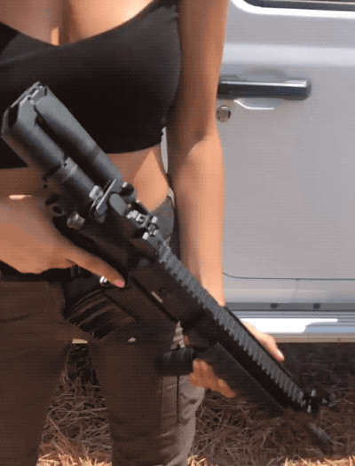sexy girls with some real gun skills 30 gifs 4.html - 1 HD GIF | Premium Gallery 2022
