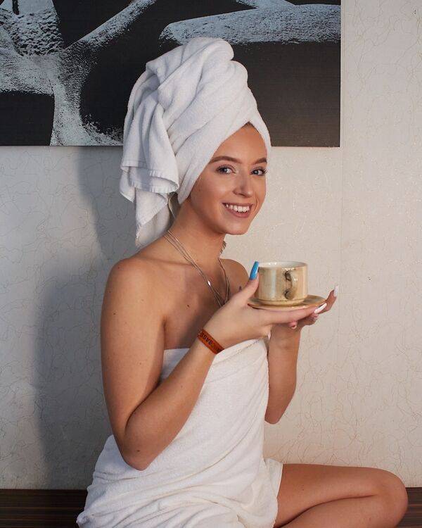 whats under the towel 40 pics 9.html - 40 HD Photos | Premium Gallery 2022