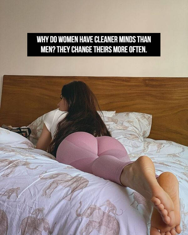 Girls, Let’s Hear Those Jokes!