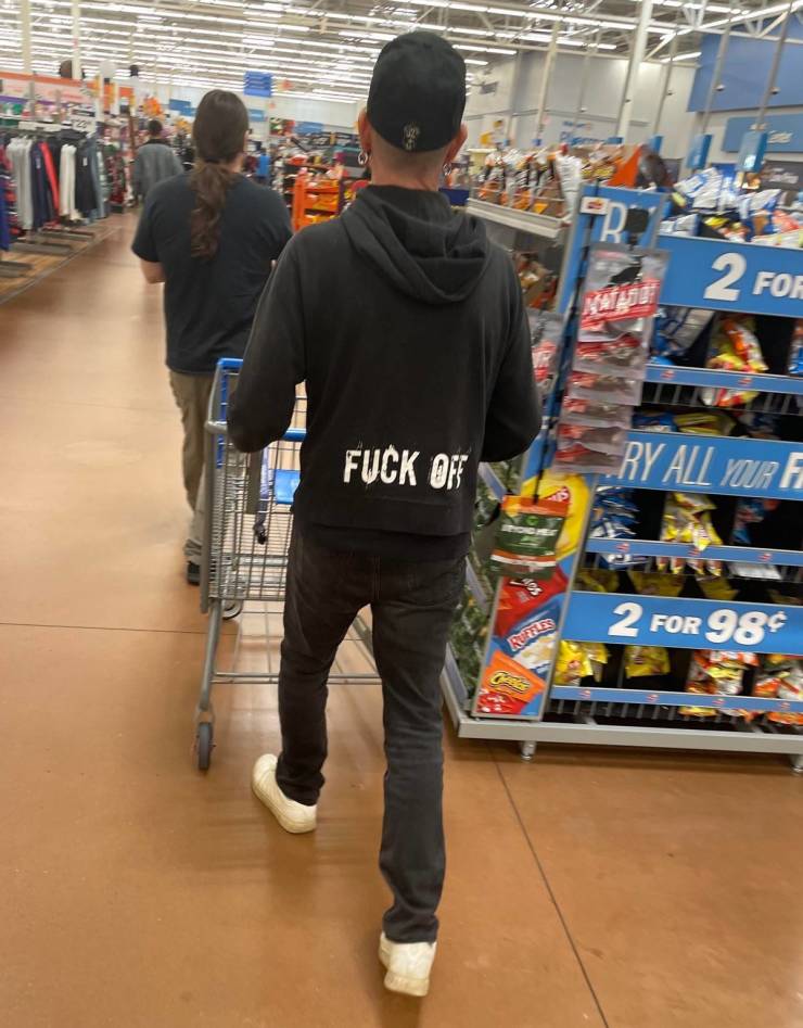 “Walmart” Customers Are Wild…