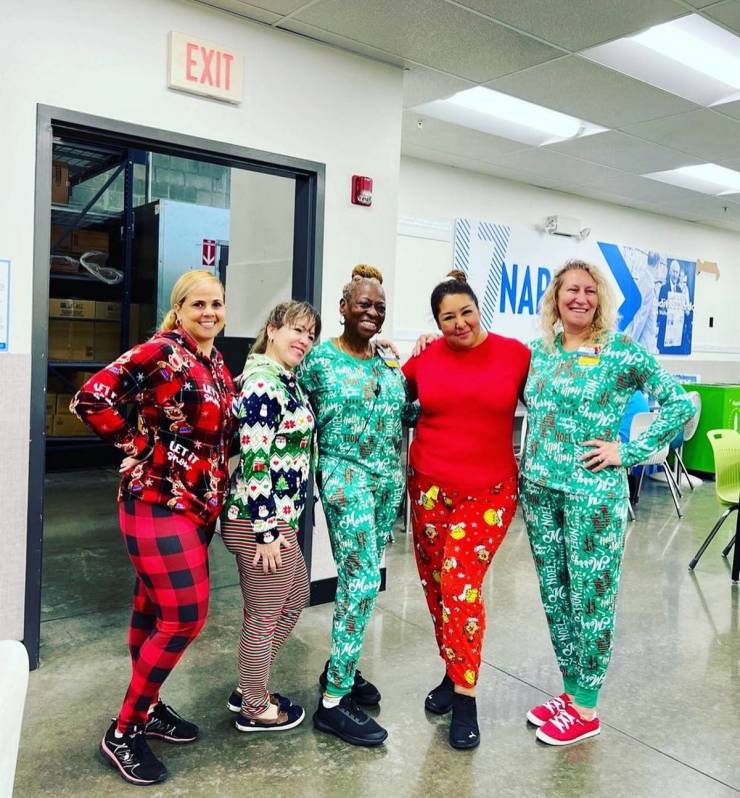 “Walmart” Customers Are Wild…