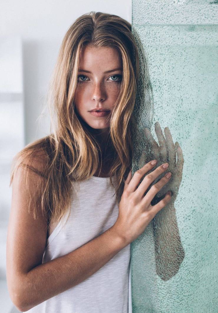 White Shirts Are The Sexiest!