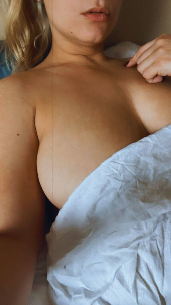 the beauty of side boobs 49 pics 7.html - 49 HD Photos | Premium Gallery 2022