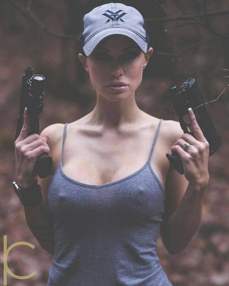 Guns Out!