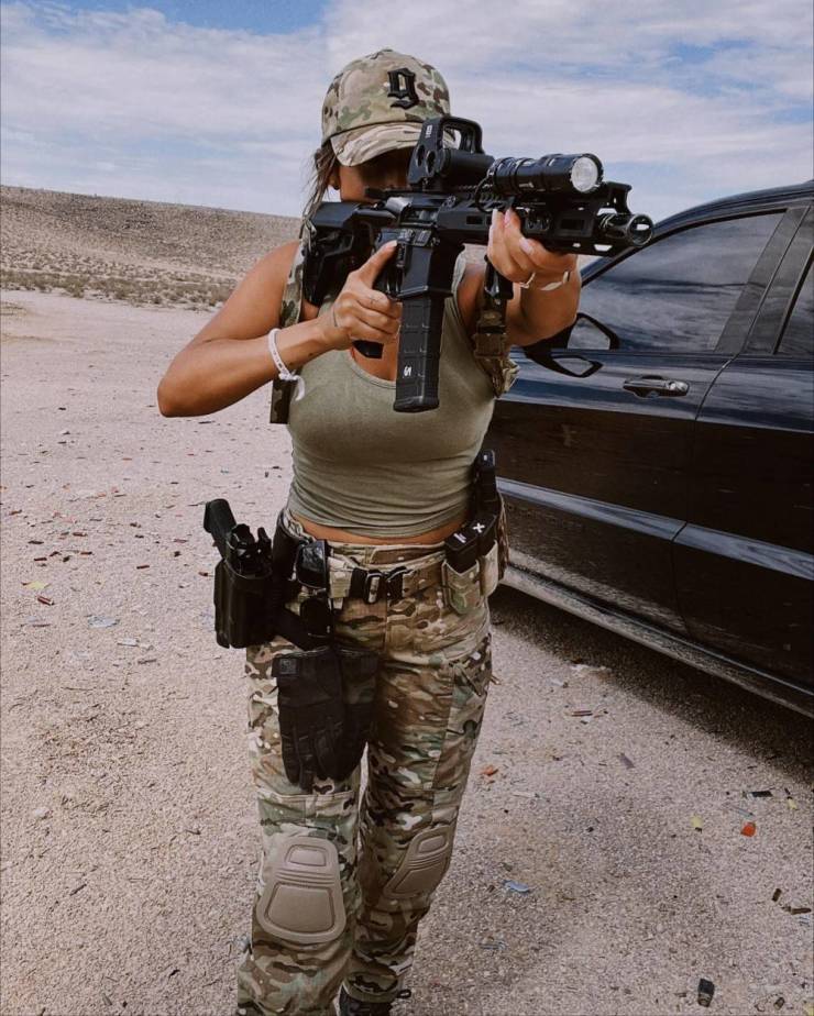guns and girls a powerful combination 47 pics 18.html - 47 HD Photos | Premium Gallery 2023
