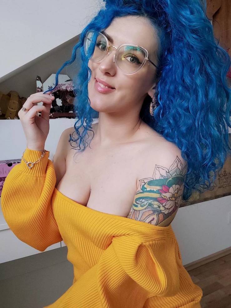 Boobs! Boobs Everywhere!