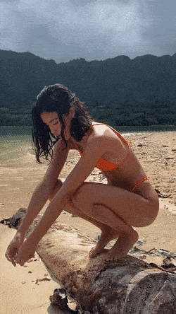 these are some beautiful ladies 49 gifs 2.html - 1 HD GIF | Premium Gallery 2023