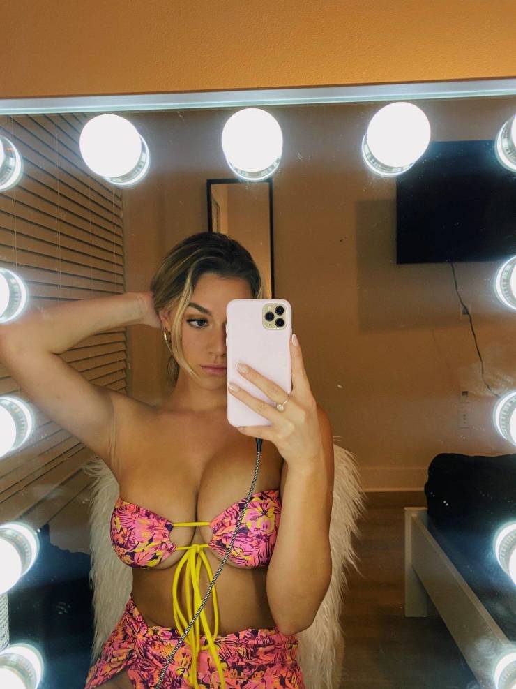 big boobs only 50 pics 24.html - 50 HD Photos | Premium Gallery 2023