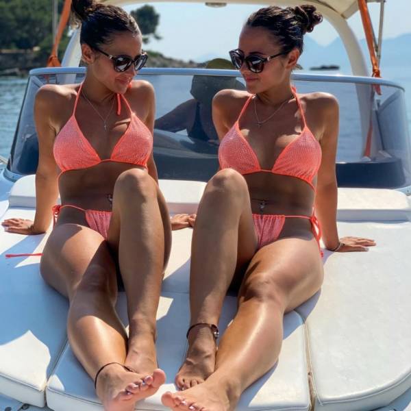 those legs are sooo long 63 pics 2.html - 63 HD Photos | Premium Gallery 2023