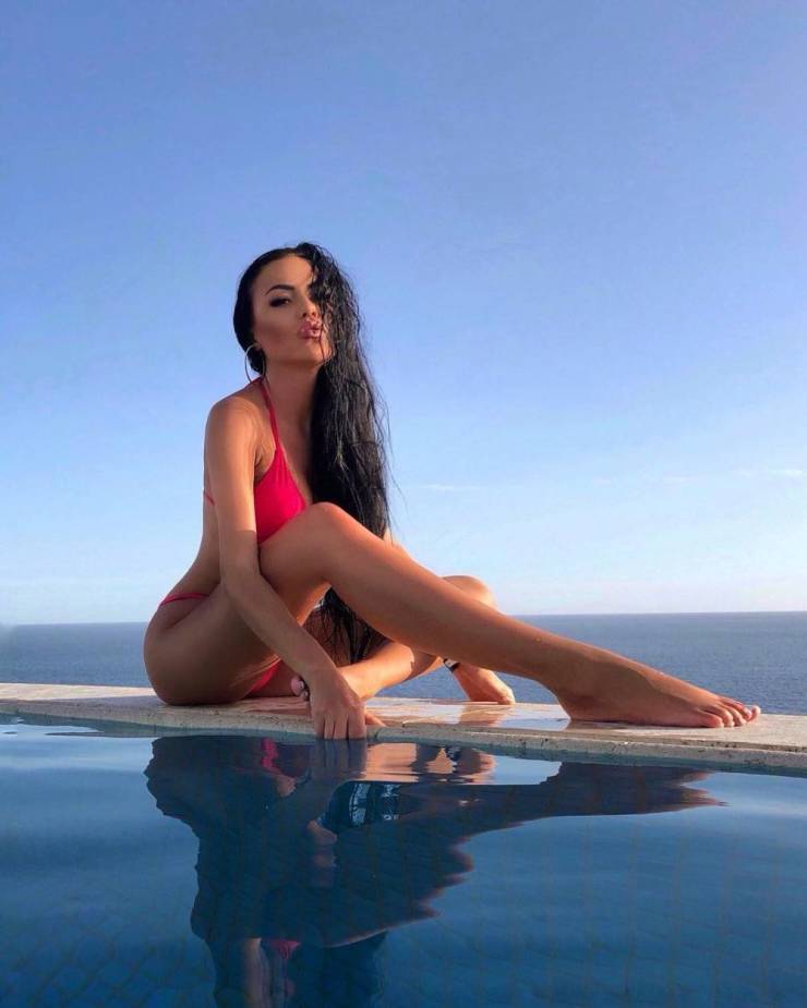 those legs are sooo long 63 pics 2.html - 63 HD Photos | Premium Gallery 2023