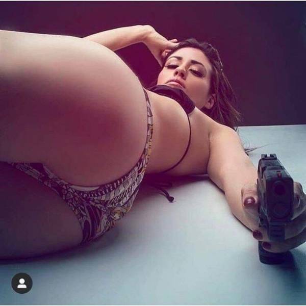 big guns and sexy girls 54 pics 8.html - 54 HD Photos | Premium Gallery 2023