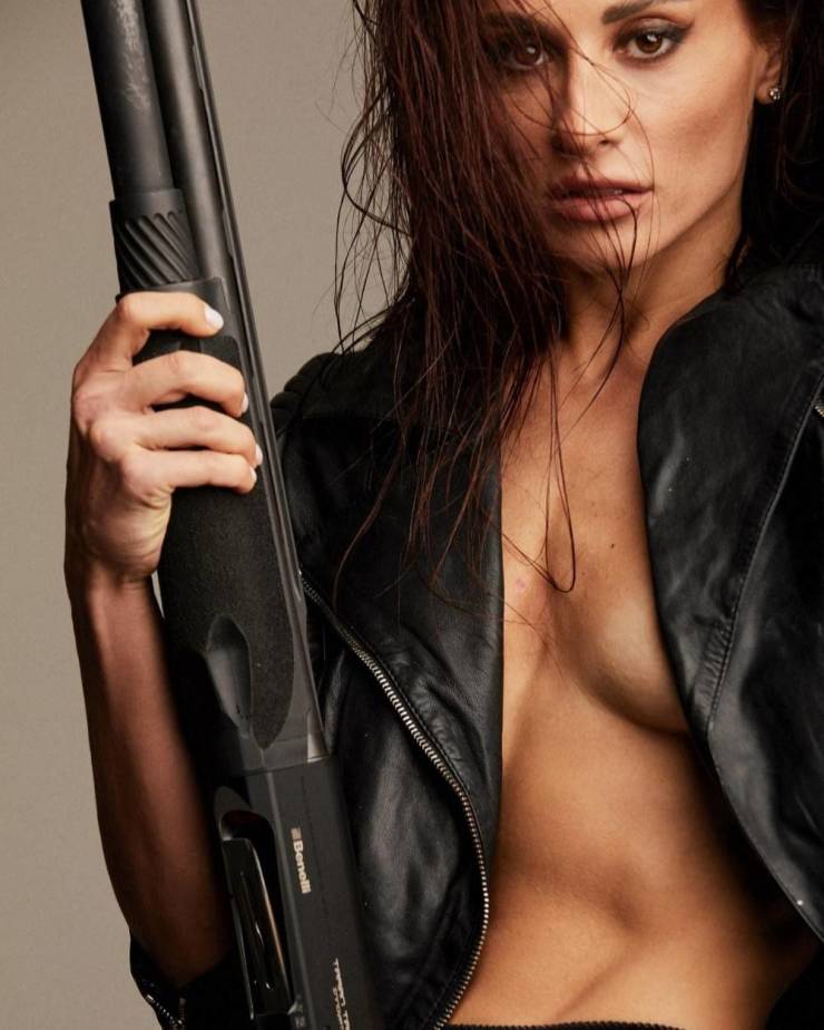 Big Guns And Sexy Girls