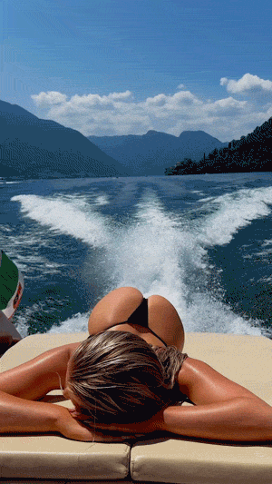 sexy girls are here 28 gifs 7.html - 1 HD GIF | Premium Gallery 2023