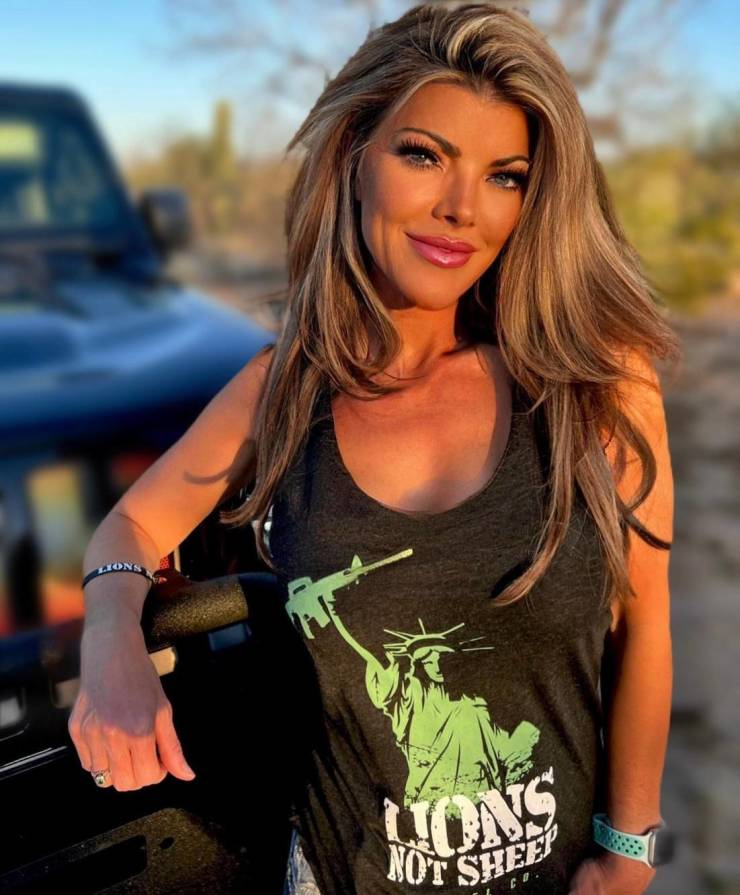 guns out 55 pics 20.html - 55 HD Photos | Premium Gallery 2023