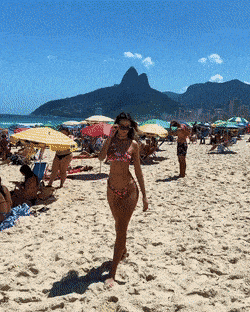 their legs are soo long 38 gifs 4.html - 1 HD GIF | Premium Gallery 2023