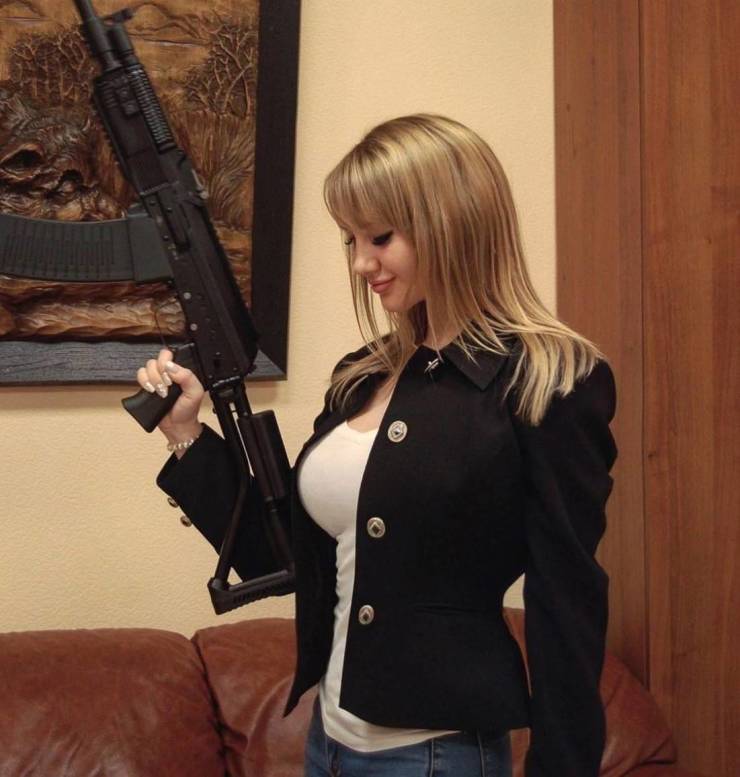 guns and girls a powerful combination 49 pics 18.html - 49 HD Photos | Premium Gallery 2023