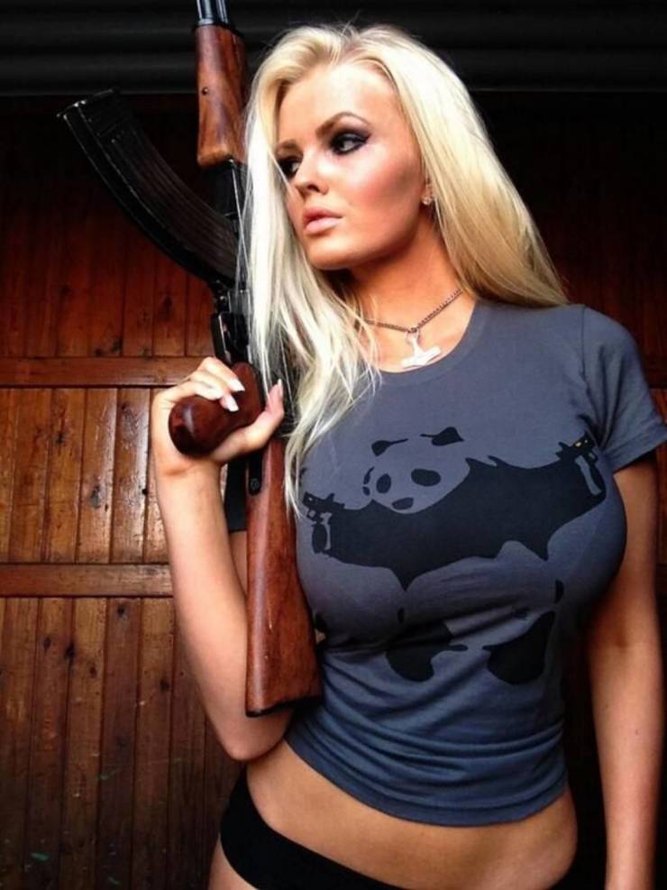 guns and girls a powerful combination 49 pics 18.html - 49 HD Photos | Premium Gallery 2023
