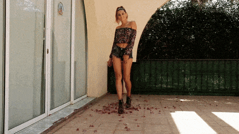 ohthose legs 45 gifs 6.html - 1 HD GIF | Premium Gallery 2023
