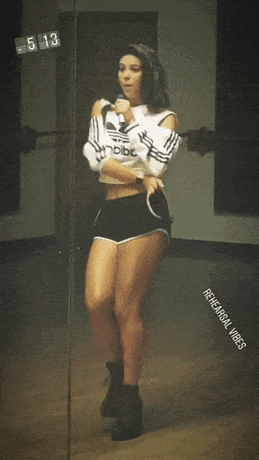 ohthose legs 45 gifs 6.html - 1 HD GIF | Premium Gallery 2023