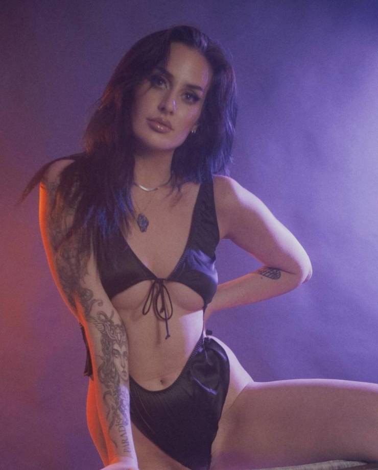 overwhelming underboobs 47 pics 3.html - 47 HD Photos | Premium Gallery 2023