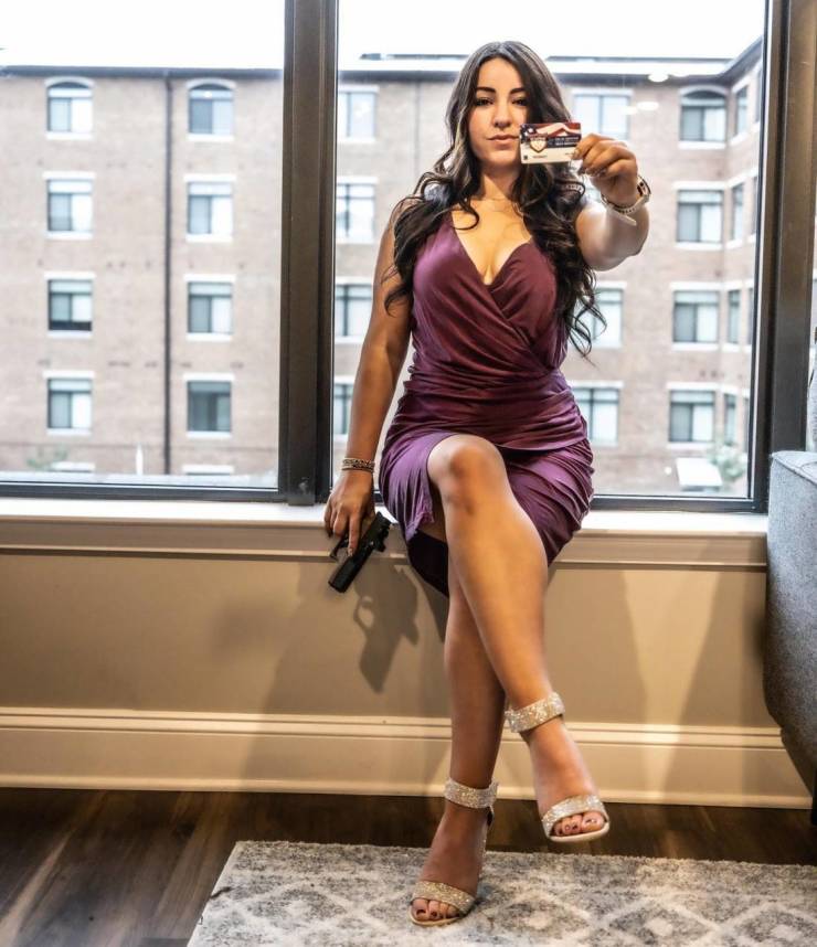 big guns and sexy girls 61 pics 17.html - 61 HD Photos | Premium Gallery 2023