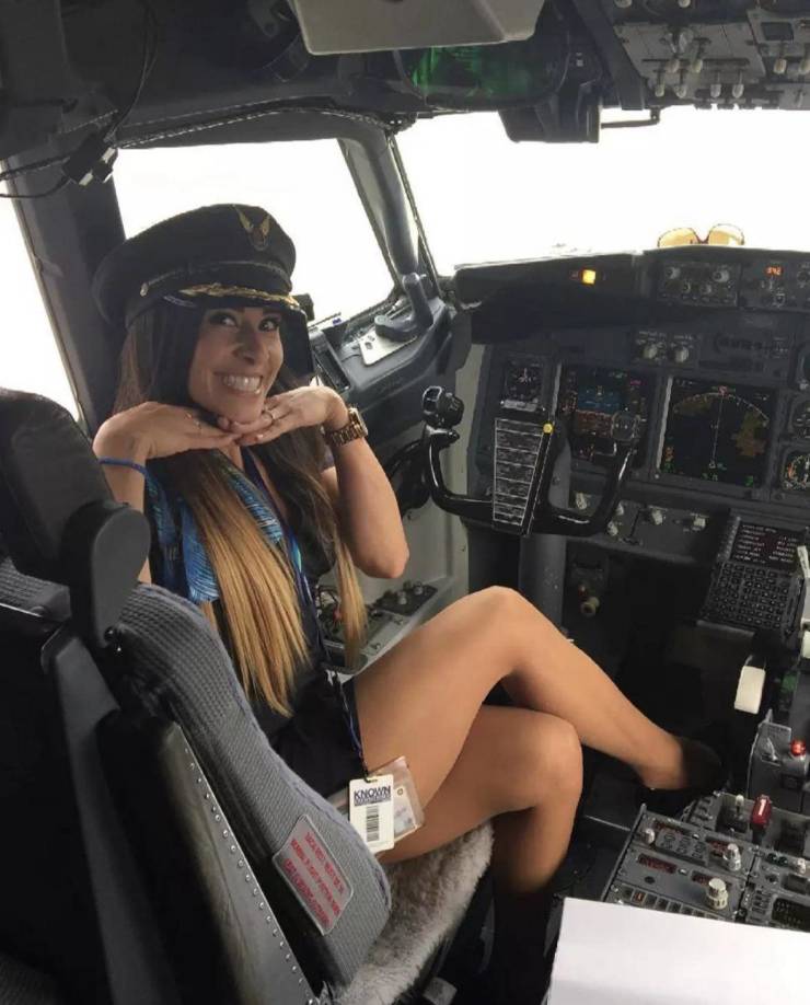flight attendants share their sexy pics 28 pics 7 gifs 12.html - 28 HD GIF | Premium Gallery 2023