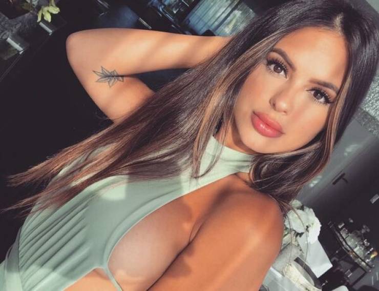 The Beauty Of Side Boobs