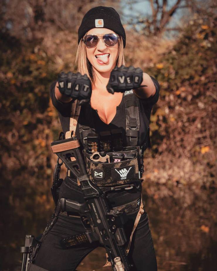 guns and girls a powerful combination 47 pics 5.html - 47 HD Photos | Premium Gallery 2023