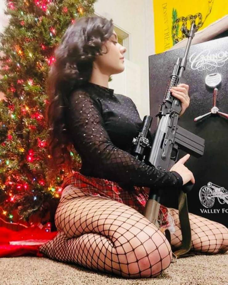 guns and girls a powerful combination 60 pics 8.html - 60 HD Photos | Premium Gallery 2023