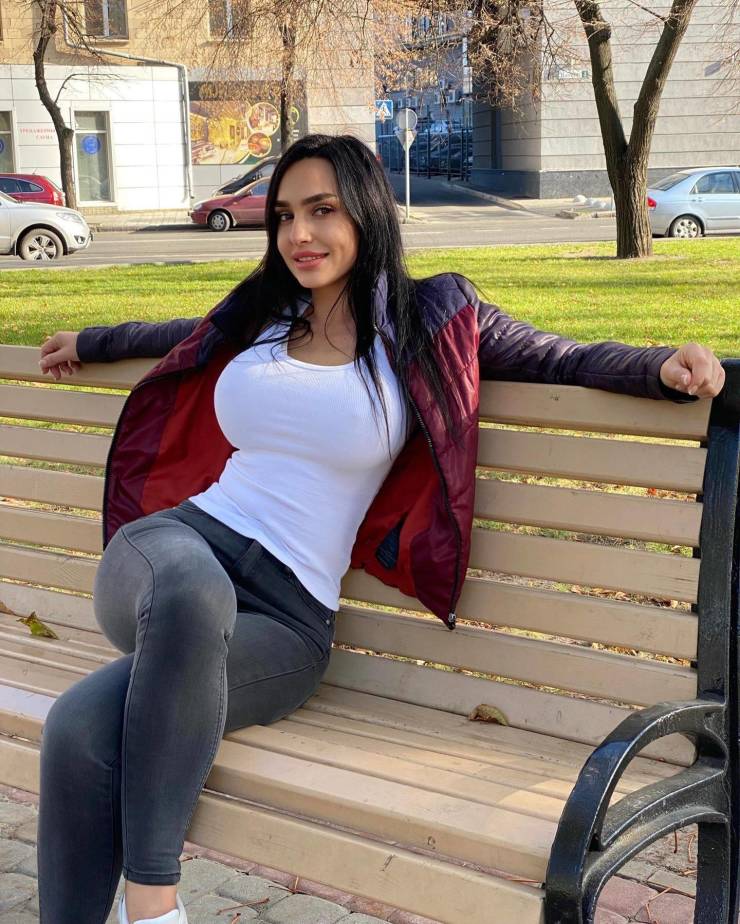 hot girls you meet on the streets 37 pics 13.html - 37 HD Photos | Premium Gallery 2023