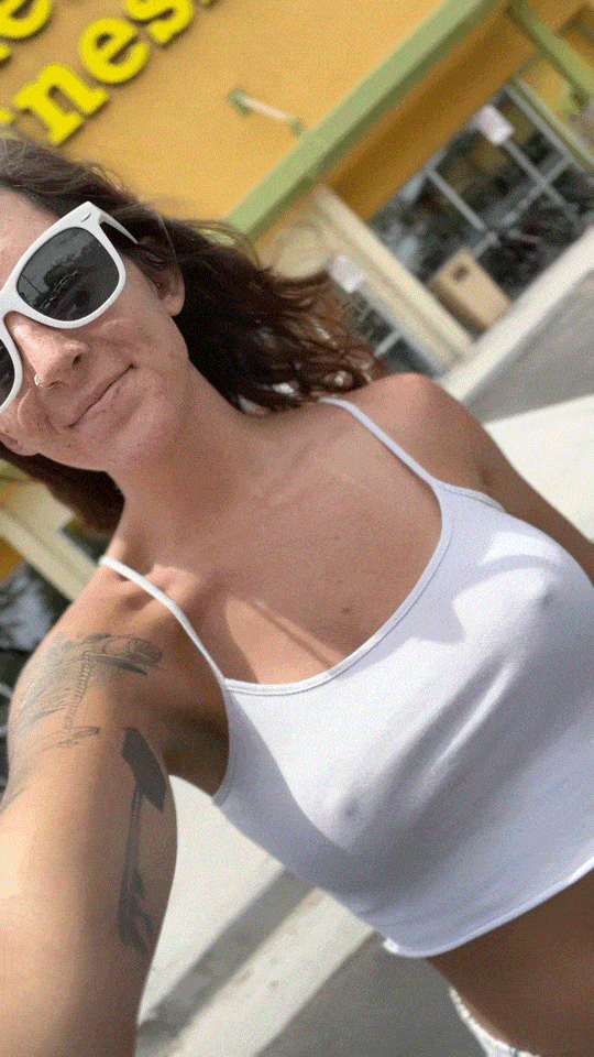 hot girls are here for you 42 gifs 3.html - 1 HD GIF | Premium Gallery 2023