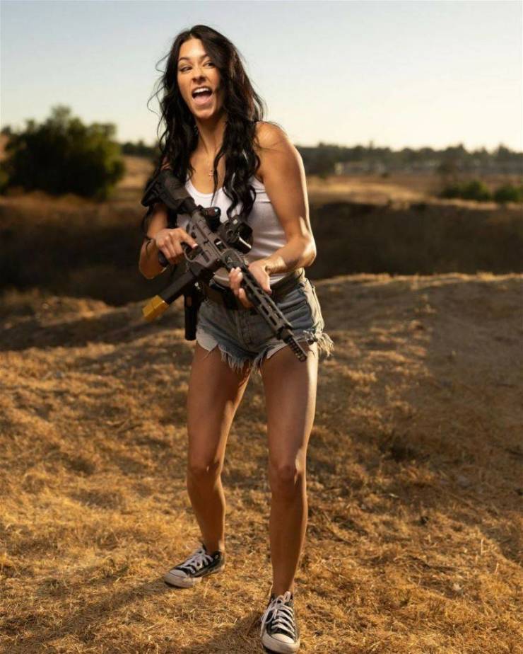 guns and girls a powerful combination 57 pics 22.html - 57 HD Photos | Premium Gallery 2023