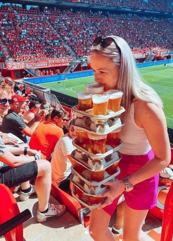 cheers everyone 36 pics 2 gifs 2.html - 36 HD GIF | Premium Gallery 2023