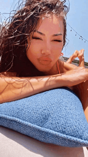 hot girls are here for you 41 gifs 5.html - 1 HD GIF | Premium Gallery 2023