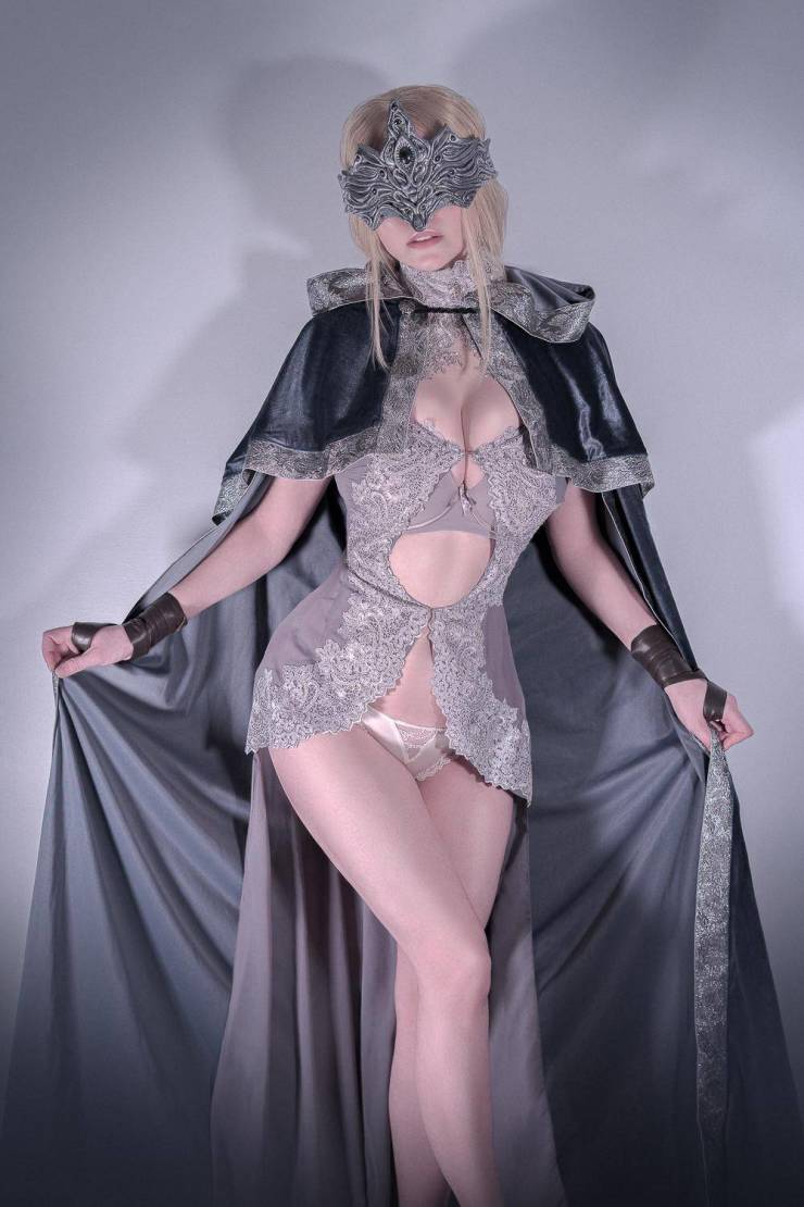 Cosplay? No, Sexy Cosplay!