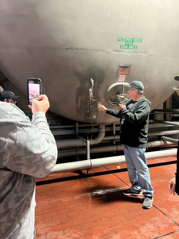 drinking never ends 37 pics 2 gifs 9.html - 37 HD GIF | Premium Gallery 2023