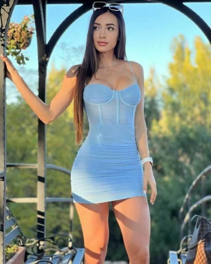 woah thats a tight dress 48 pics 3.html - 48 HD Photos | Premium Gallery 2023