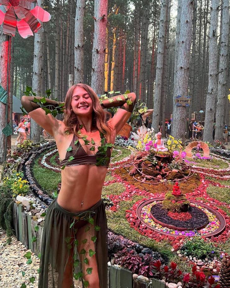 sexy girls at music festivals 45 pics 3.html - 45 HD Photos | Premium Gallery 2023