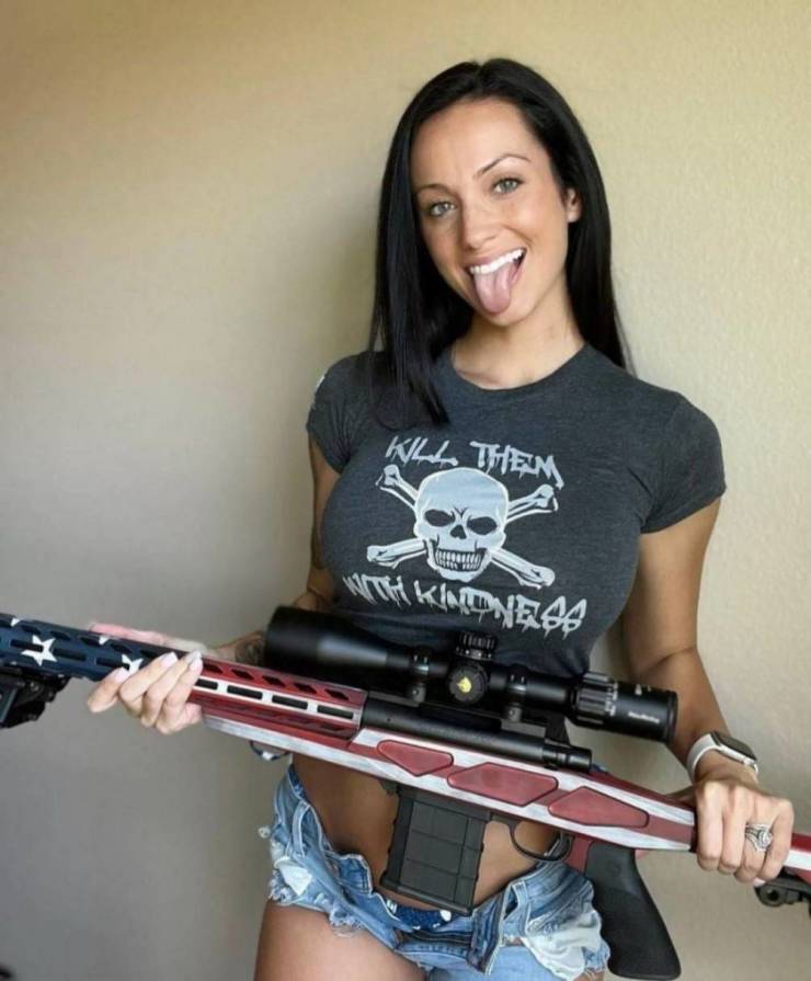 guns and girls a powerful combination 59 pics 29.html - 59 HD Photos | Premium Gallery 2023